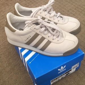 Women’s Adidas Samoa